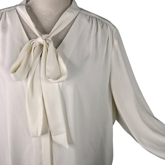 Chico's Blouse Off White 4 XXL 20/22 Button Up Tie Long Sleeves - Picture 8 of 13